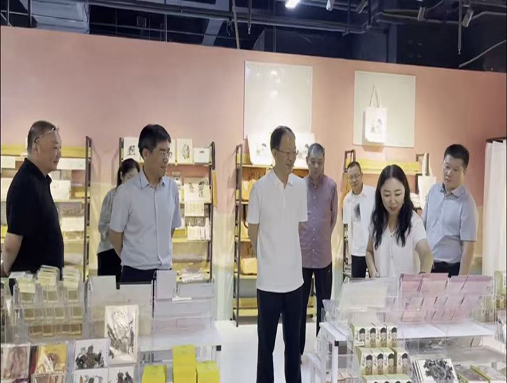 陳紅民副市長(zhǎng)調(diào)研蘇東坡主題展覽并指導(dǎo)文化產(chǎn)業(yè)發(fā)展工作